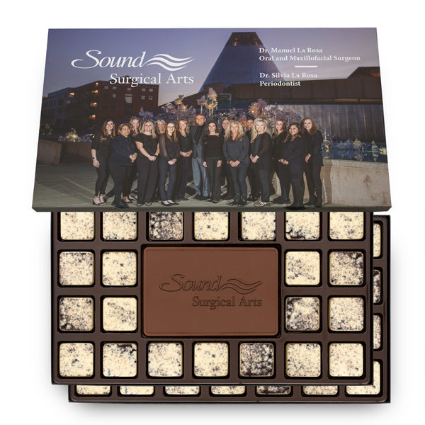 Centerpiece Set With Flavored Squares | 46-Pieces
